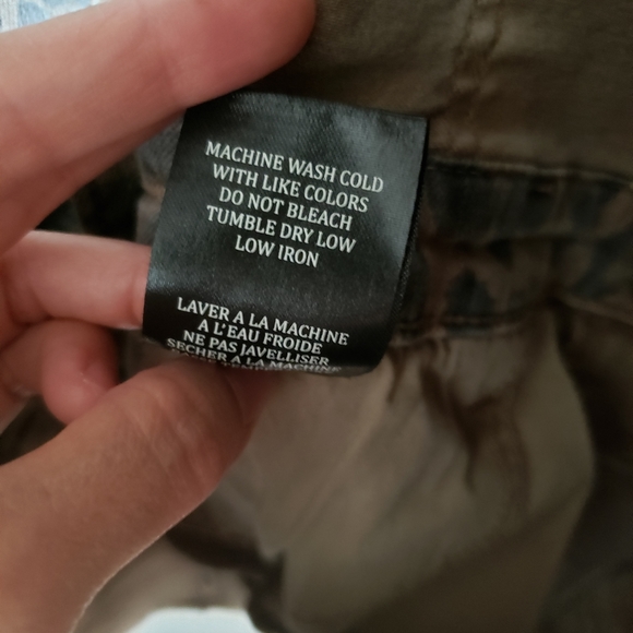 BLANK NYC Shortall in Catwalk - Picture 14 of 15